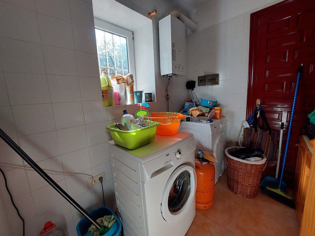 4 chambre Finca/Maison de Campagne à vendre à Competa avec garage - 599 000 € (Ref: 8960384)