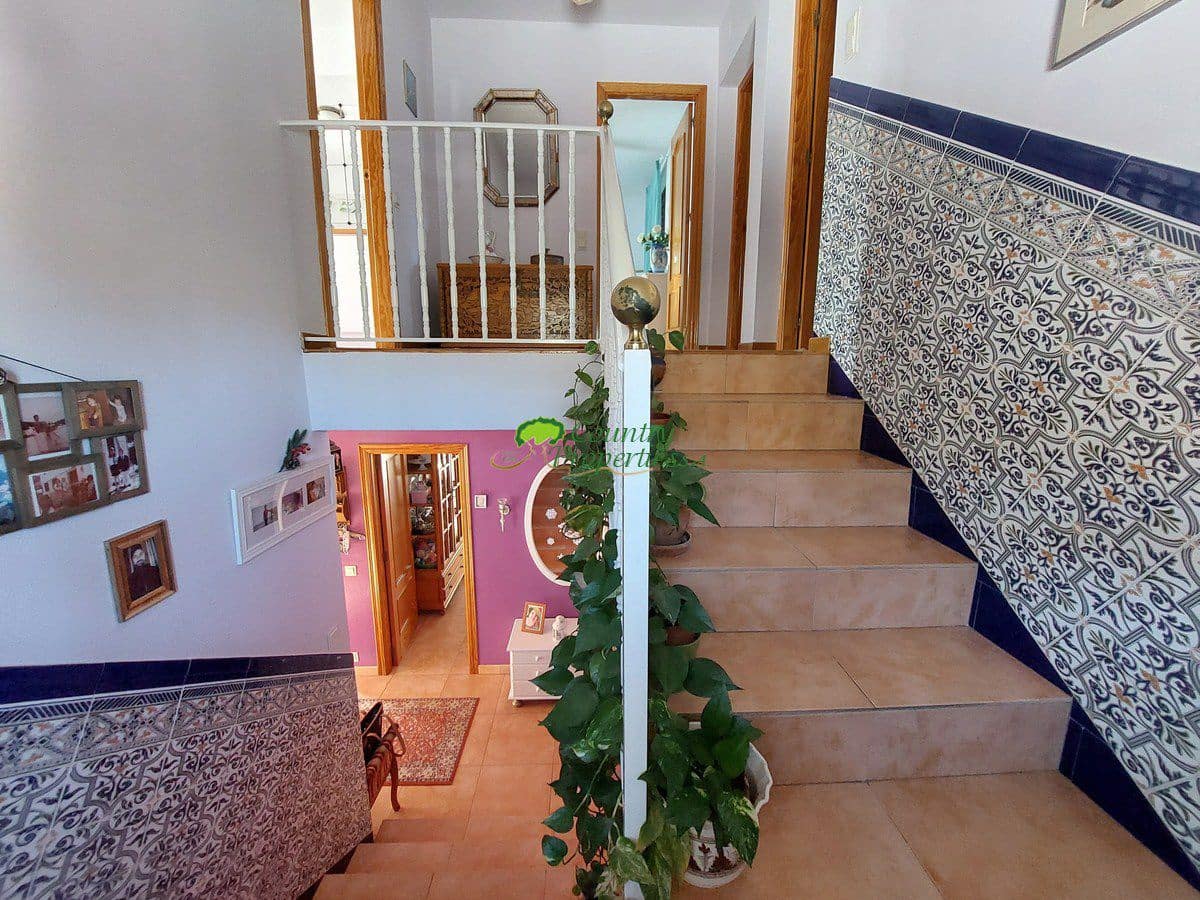 4 chambre Finca/Maison de Campagne à vendre à Competa avec garage - 599 000 € (Ref: 8960384)