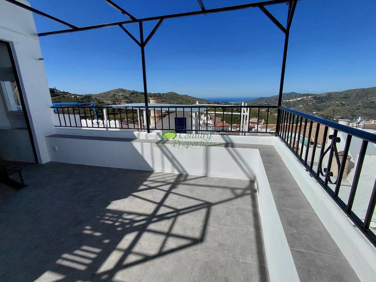 2 sovrum Hus till salu i Competa - 186 000 € (Ref: 9001374)