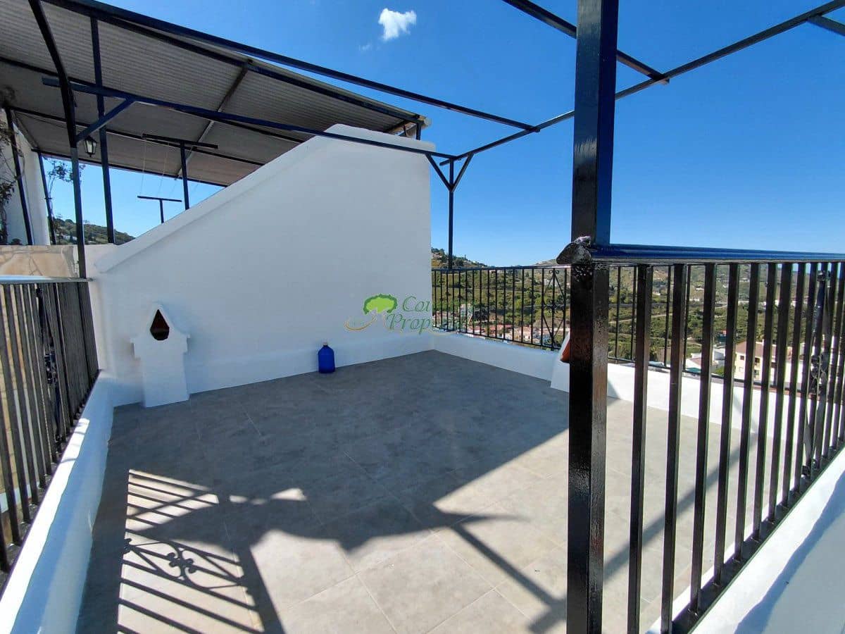 2 sovrum Hus till salu i Competa - 186 000 € (Ref: 9001374)