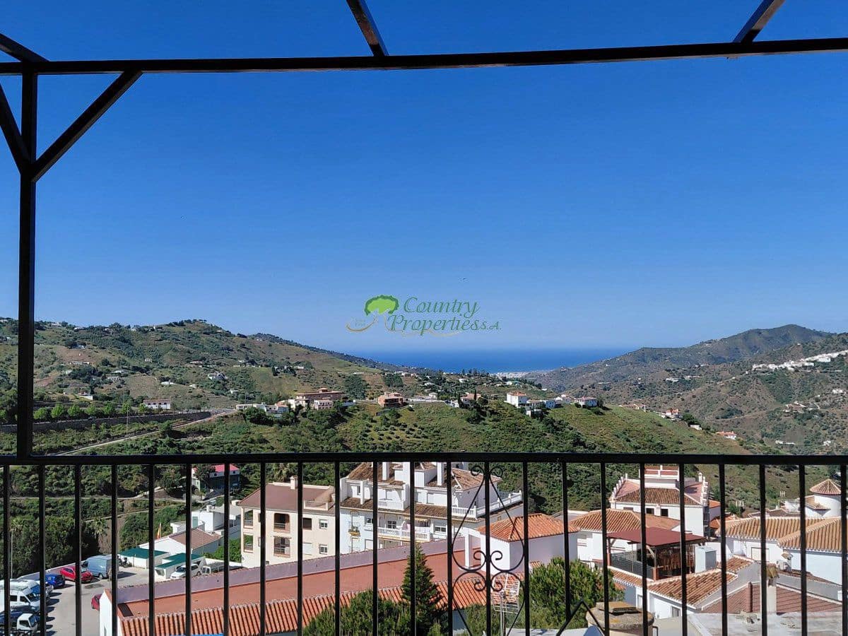 2 sovrum Hus till salu i Competa - 186 000 € (Ref: 9001374)