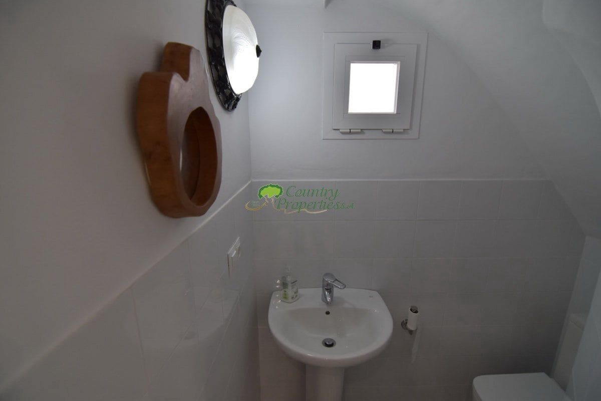 2 sovrum Hus till salu i Competa - 186 000 € (Ref: 9001374)