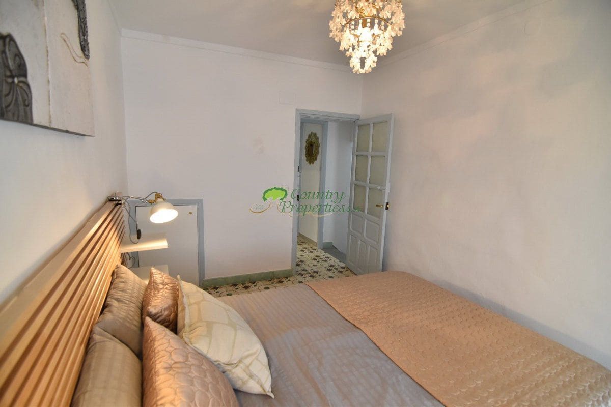 2 sovrum Hus till salu i Competa - 186 000 € (Ref: 9001374)