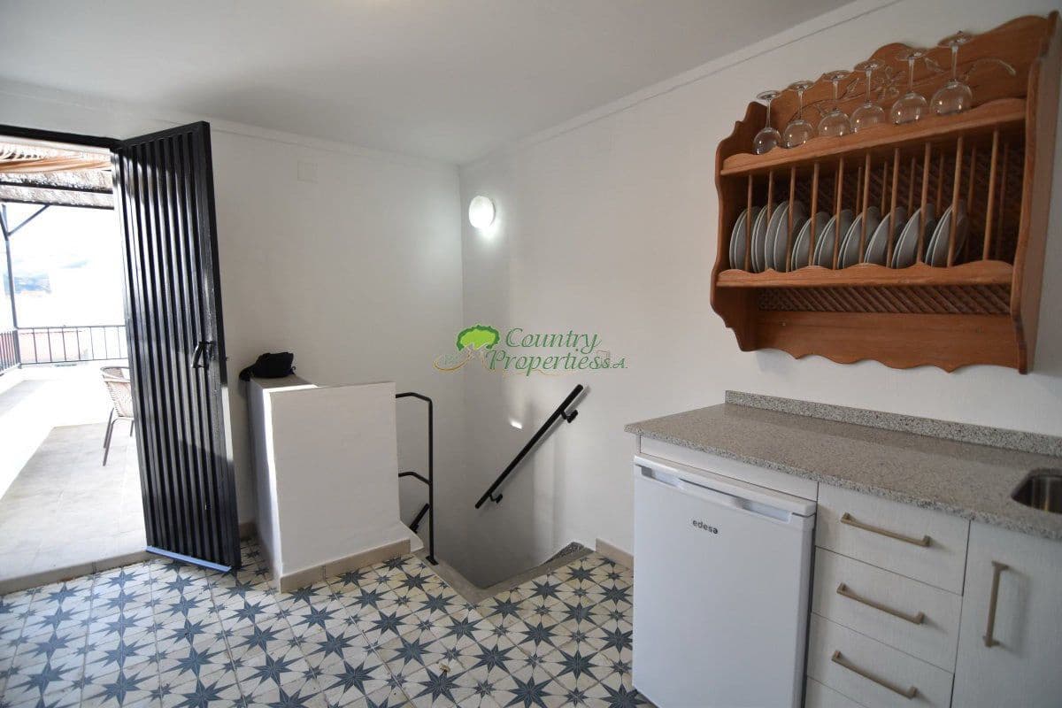 2 sovrum Hus till salu i Competa - 186 000 € (Ref: 9001374)