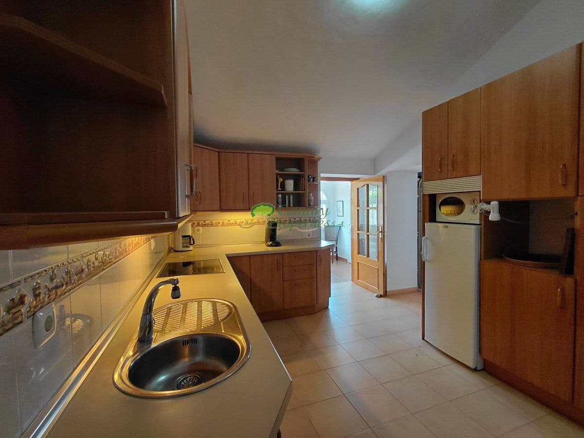 5 slaapkamer Finca/Landhuis te koop in Competa met garage - € 395.000 (Ref: 9059848)