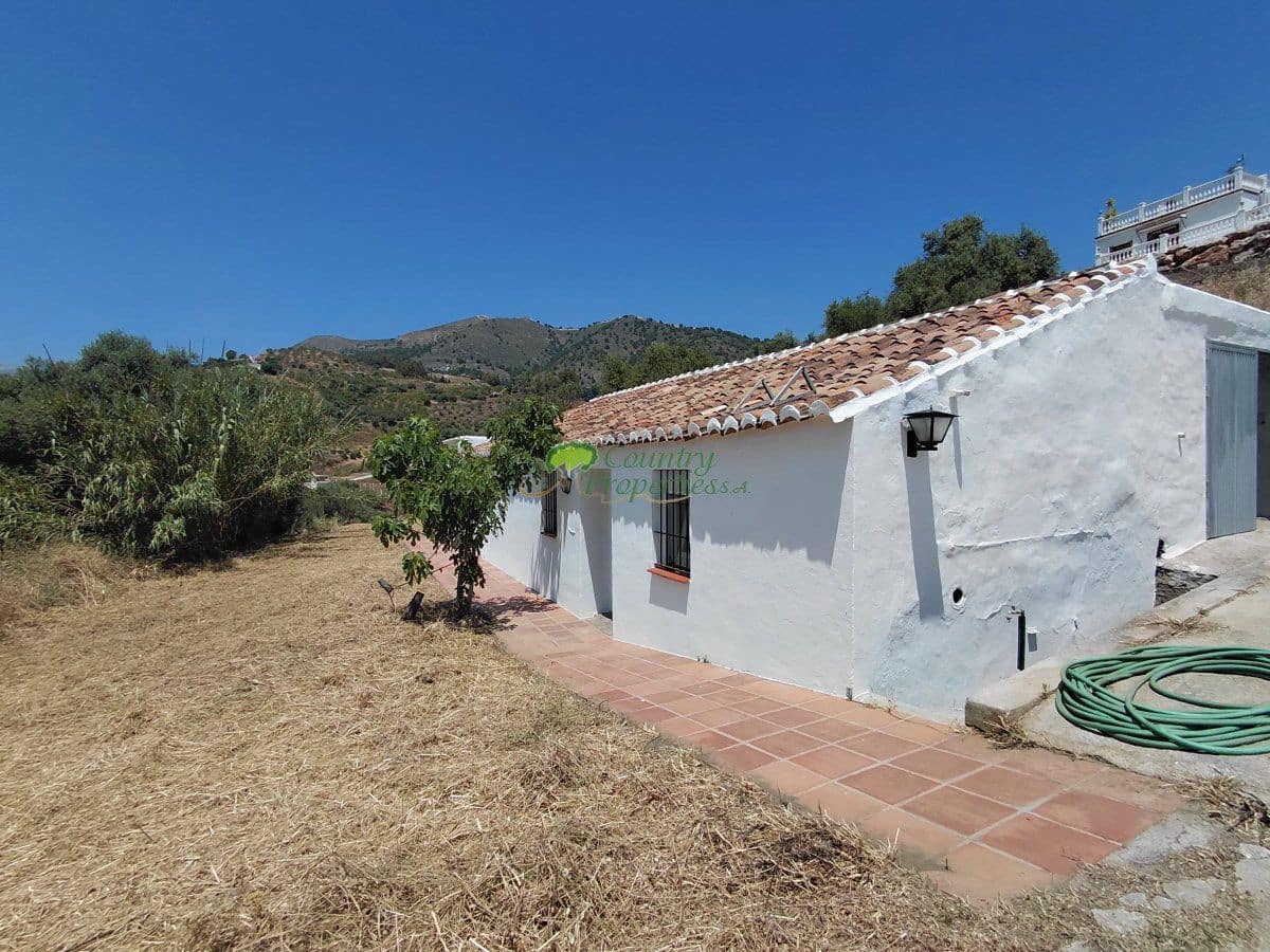 5 slaapkamer Finca/Landhuis te koop in Competa met garage - € 395.000 (Ref: 9059848)