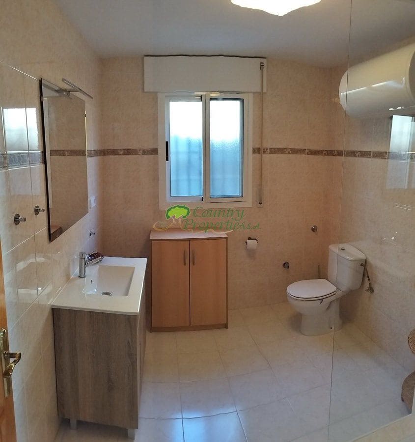 1 sovrum Finca/Hus på landet att hyra i Torrox med pool garage - 900 € (Ref: 9125610)