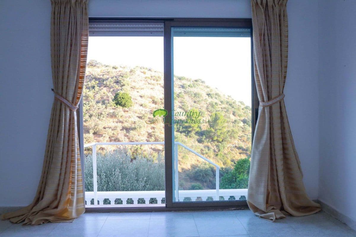 4 quarto Quinta/Casa Rural para venda em Torrox com garagem - 379 000 € (Ref: 9152690)