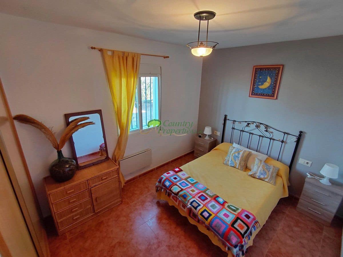 3 slaapkamer Finca/Landhuis te huur in Frigiliana - € 1.300 (Ref: 9215482)