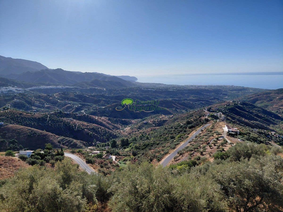 3 slaapkamer Finca/Landhuis te huur in Frigiliana - € 1.300 (Ref: 9215482)