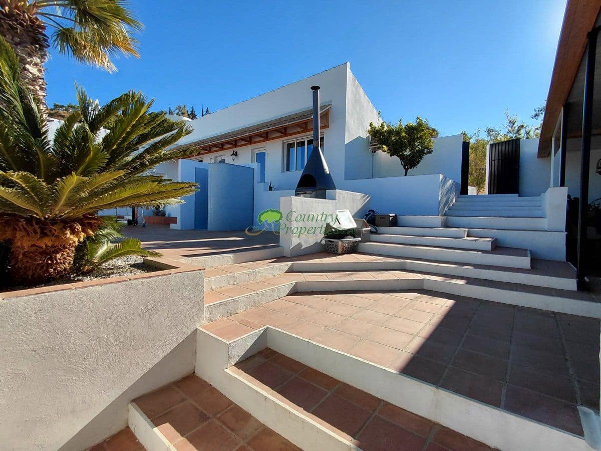 7 soveværelse Finca/Landehus til salg i Competa - € 1.285.000 (Ref: 9255485)