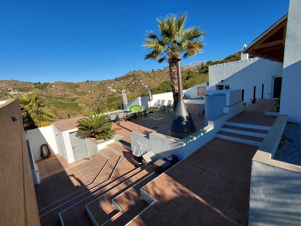 7 soveværelse Finca/Landehus til salg i Competa - € 1.285.000 (Ref: 9255485)