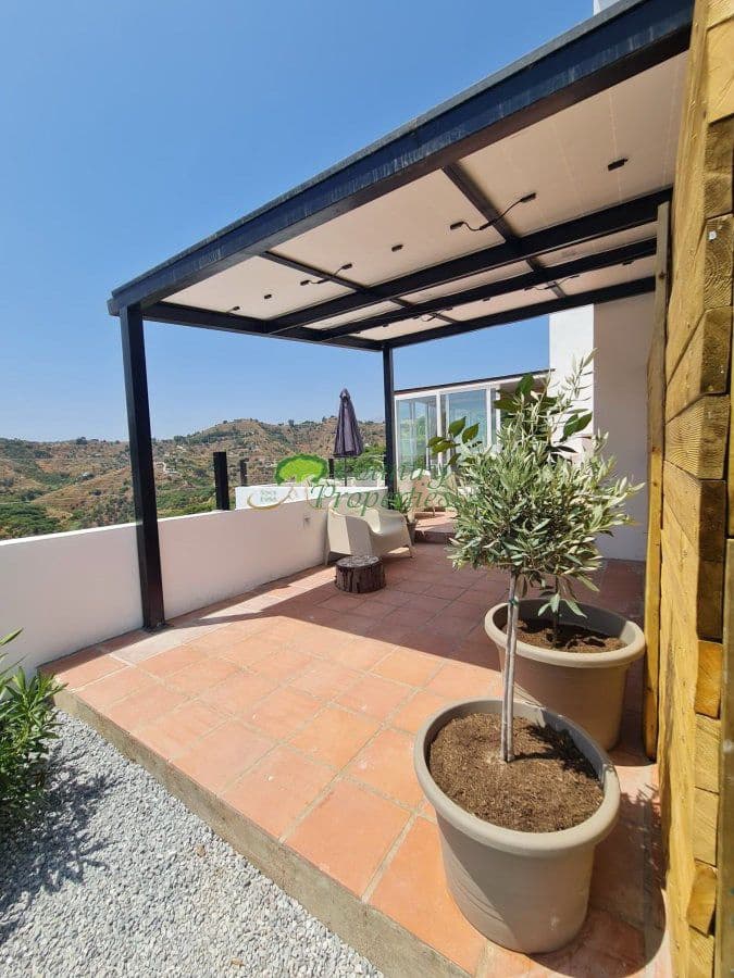 7 soveværelse Finca/Landehus til salg i Competa - € 1.285.000 (Ref: 9255485)