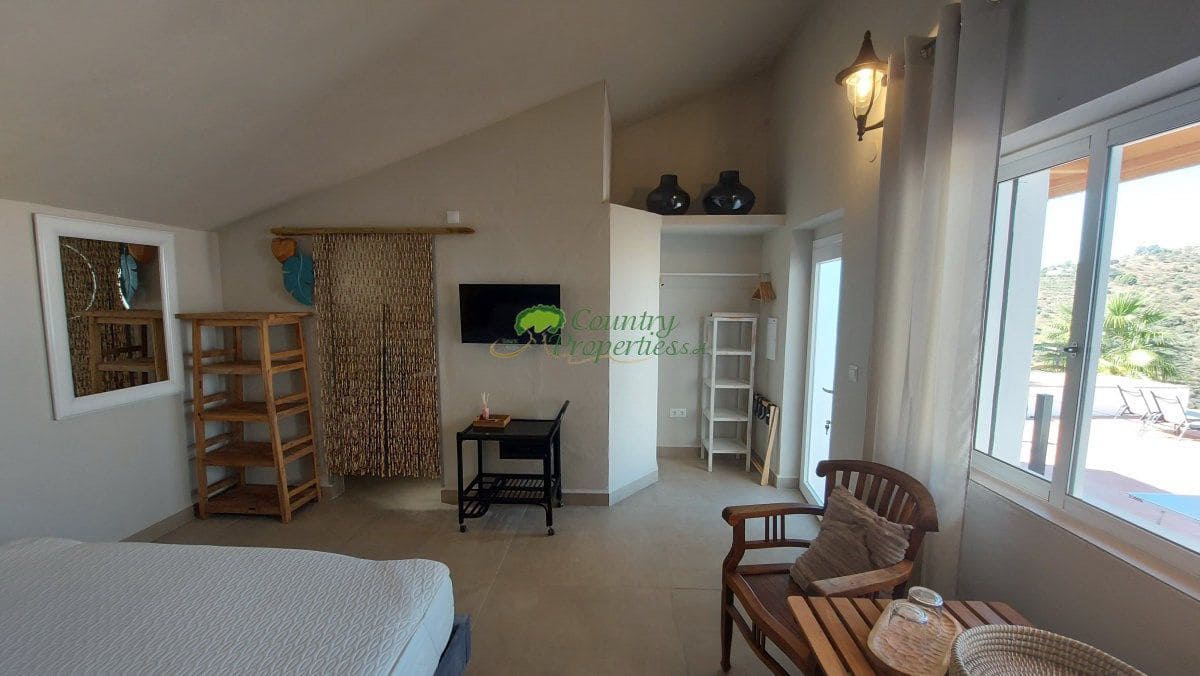 7 soveværelse Finca/Landehus til salg i Competa - € 1.285.000 (Ref: 9255485)