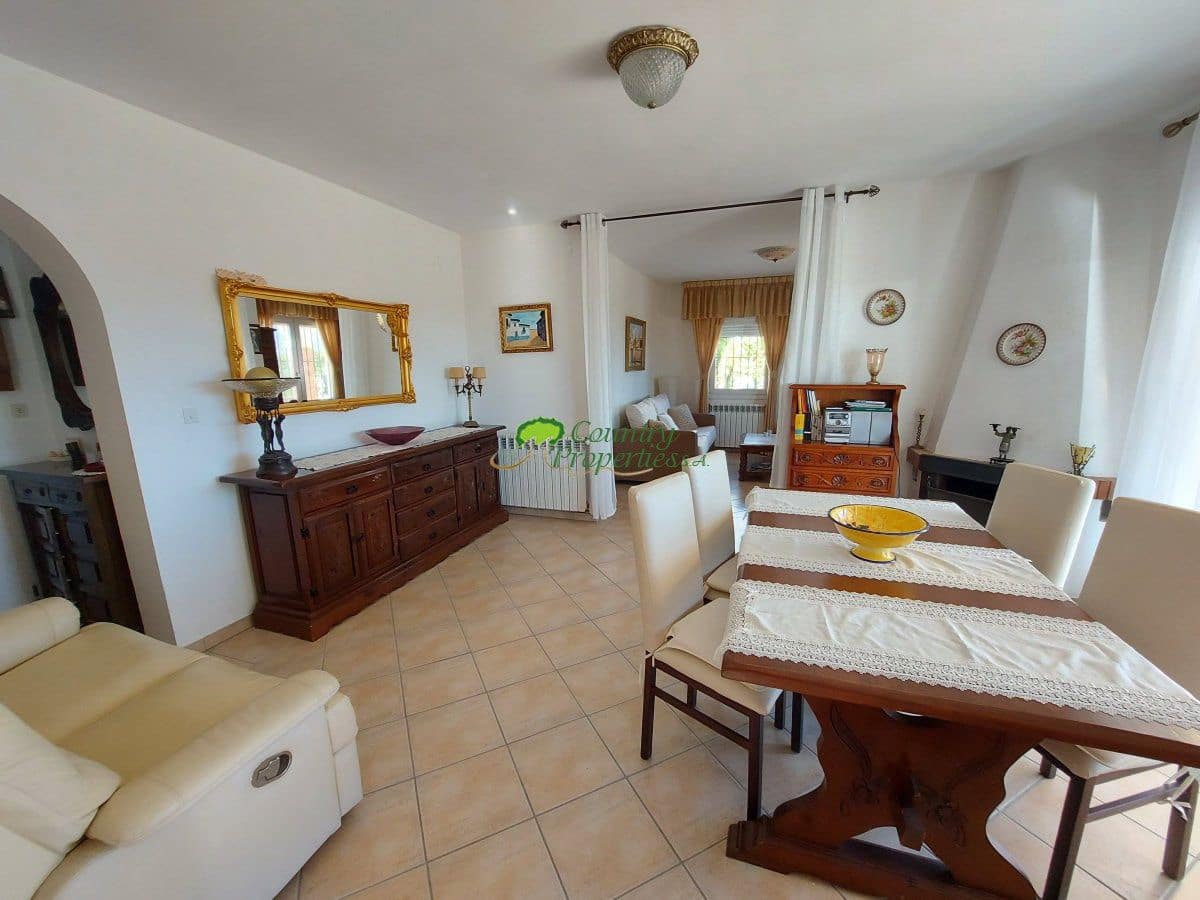 2 soveværelse Villa til leje i Torre del Mar med garage - € 900 (Ref: 9257681)