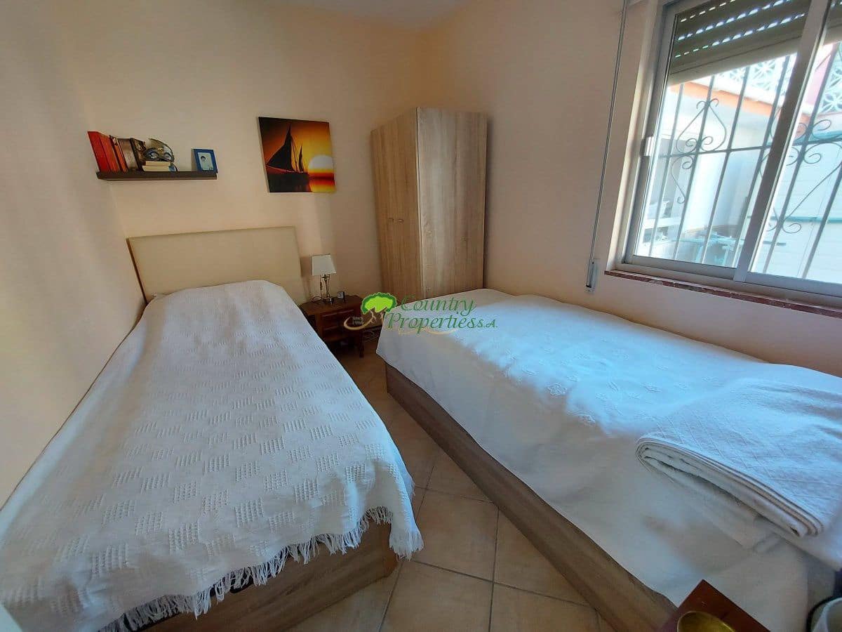 2 soveværelse Villa til leje i Torre del Mar med garage - € 900 (Ref: 9257681)