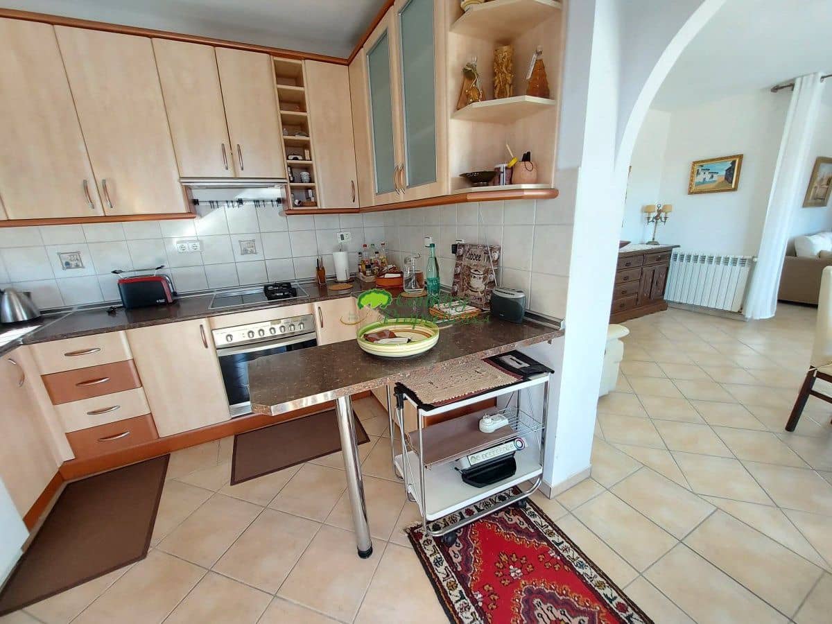 2 soveværelse Villa til leje i Torre del Mar med garage - € 900 (Ref: 9257681)