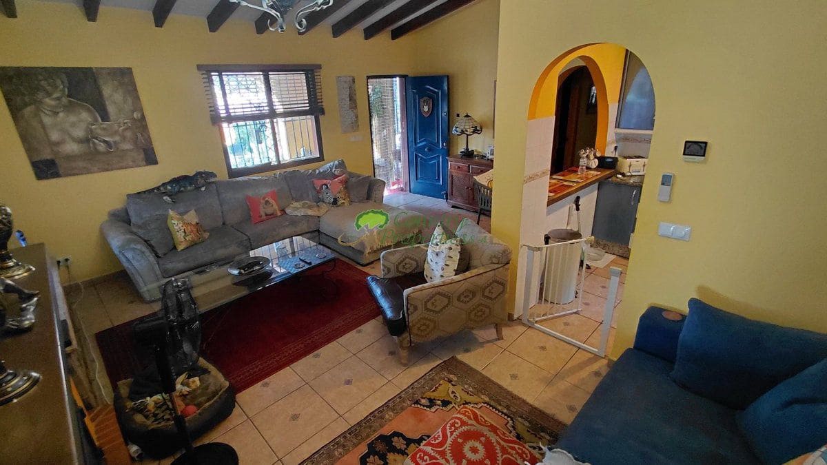 4 soverom Finca/Herregård til salgs i Canillas de Albaida med garasje - € 359 000 (Ref: 9285671)