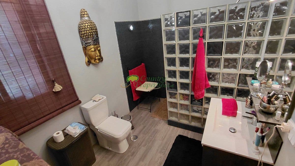 4 soverom Finca/Herregård til salgs i Canillas de Albaida med garasje - € 359 000 (Ref: 9285671)