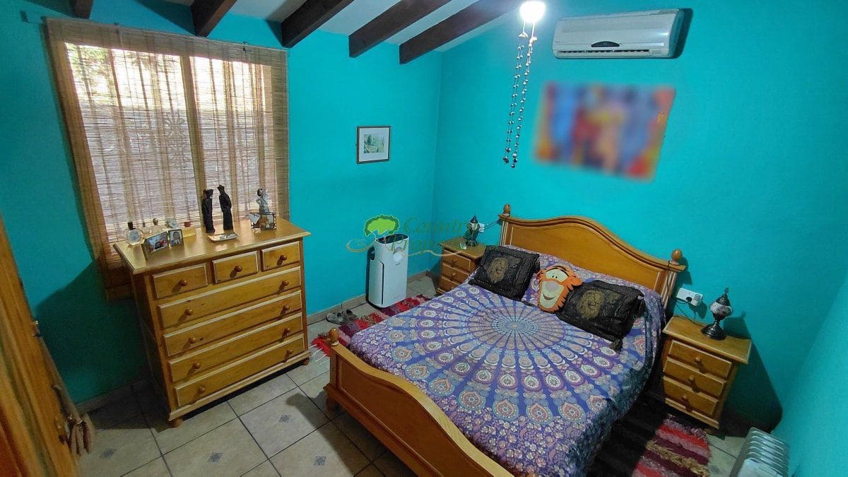 4 soverom Finca/Herregård til salgs i Canillas de Albaida med garasje - € 359 000 (Ref: 9285671)