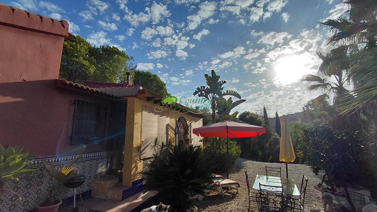 4 soverom Finca/Herregård til salgs i Canillas de Albaida med garasje - € 359 000 (Ref: 9285671)