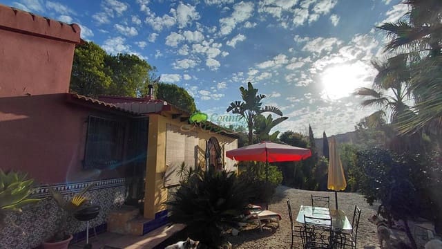 4 sovrum Finca/Hus på landet till salu i Canillas de Albaida med garage - 359 000 € (Ref: 9285671)