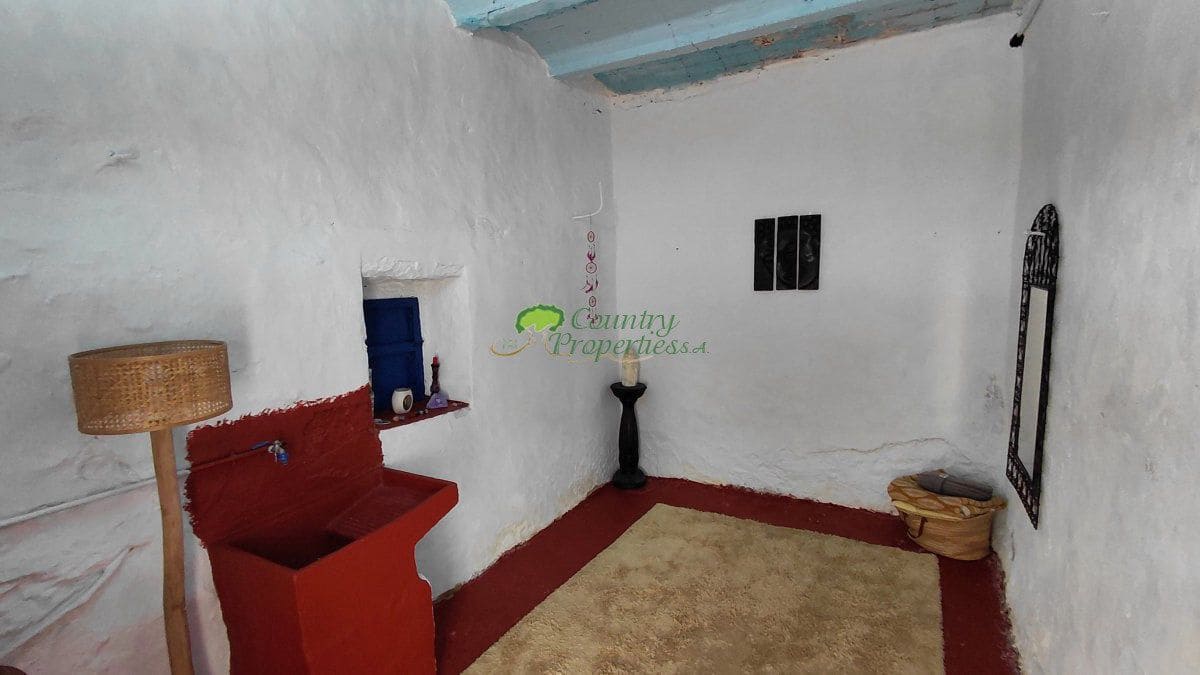 4 soverom Hus til salgs i Competa - € 139 000 (Ref: 9303808)