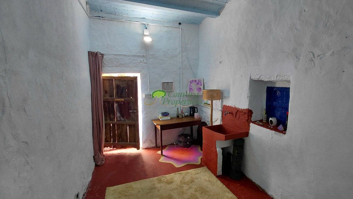 4 soverom Hus til salgs i Competa - € 139 000 (Ref: 9303808)