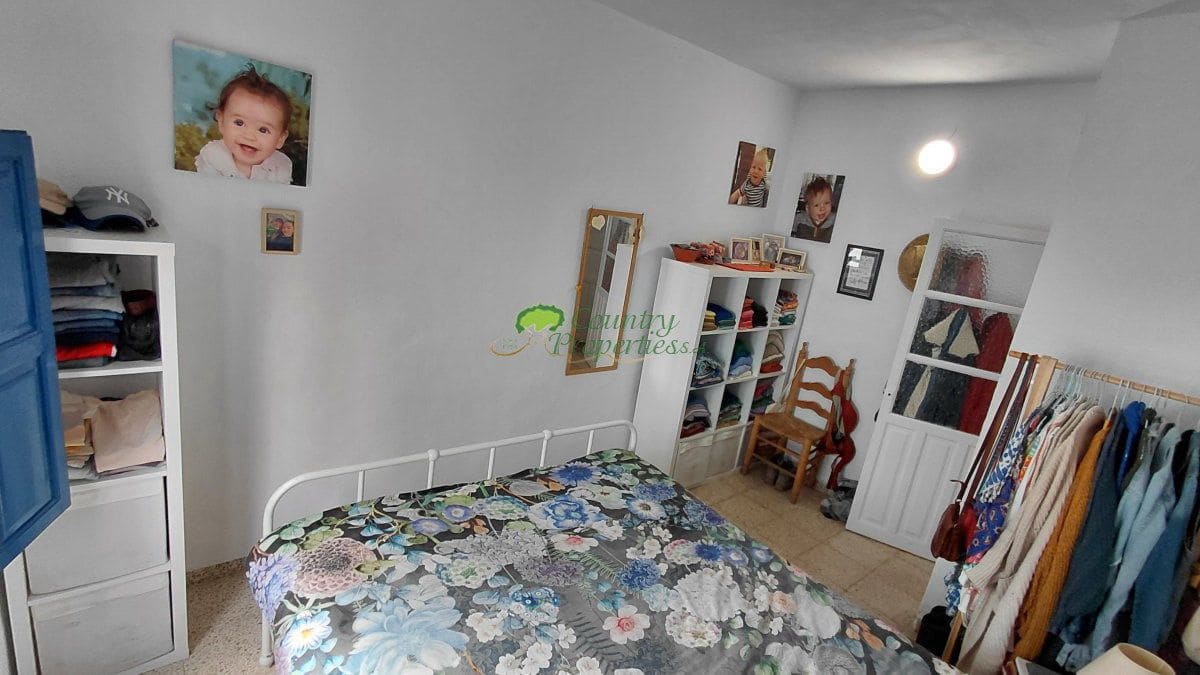 4 soverom Hus til salgs i Competa - € 139 000 (Ref: 9303808)