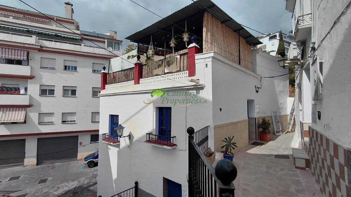 4 soverom Hus til salgs i Competa - € 139 000 (Ref: 9303808)