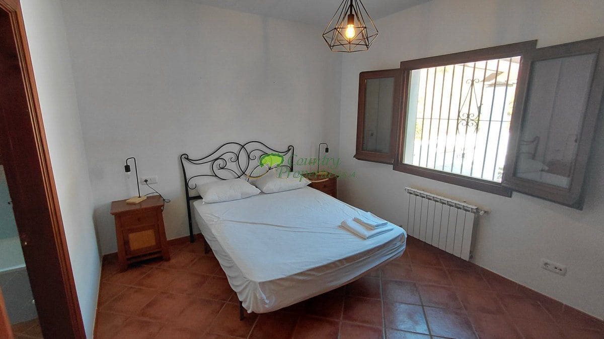 3 Zimmer Finca/Landgut zu verkaufen in Archez - 350.000 € (Ref: 9326861)