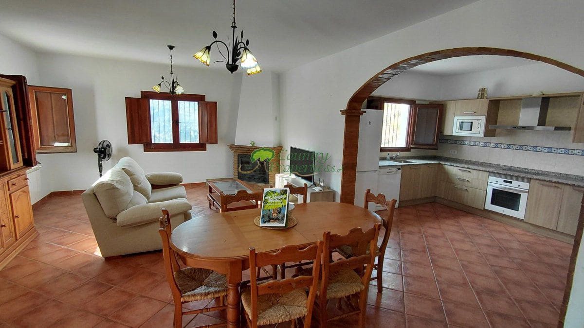 3 Zimmer Finca/Landgut zu verkaufen in Archez - 350.000 € (Ref: 9326861)