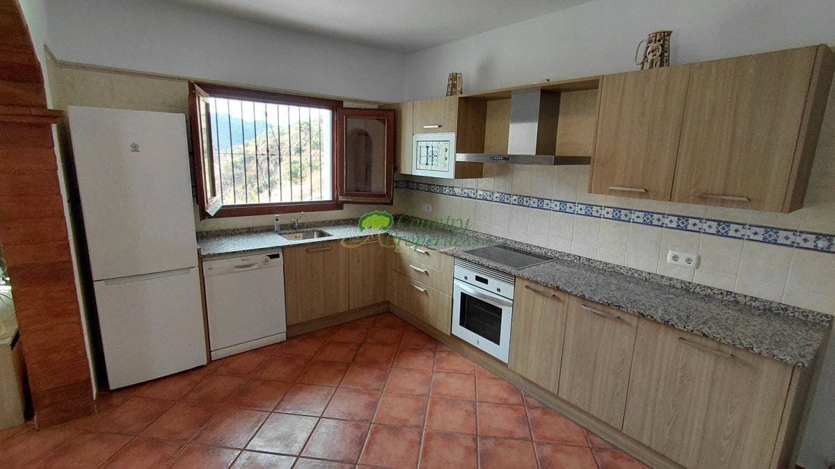 3 Zimmer Finca/Landgut zu verkaufen in Archez - 350.000 € (Ref: 9326861)