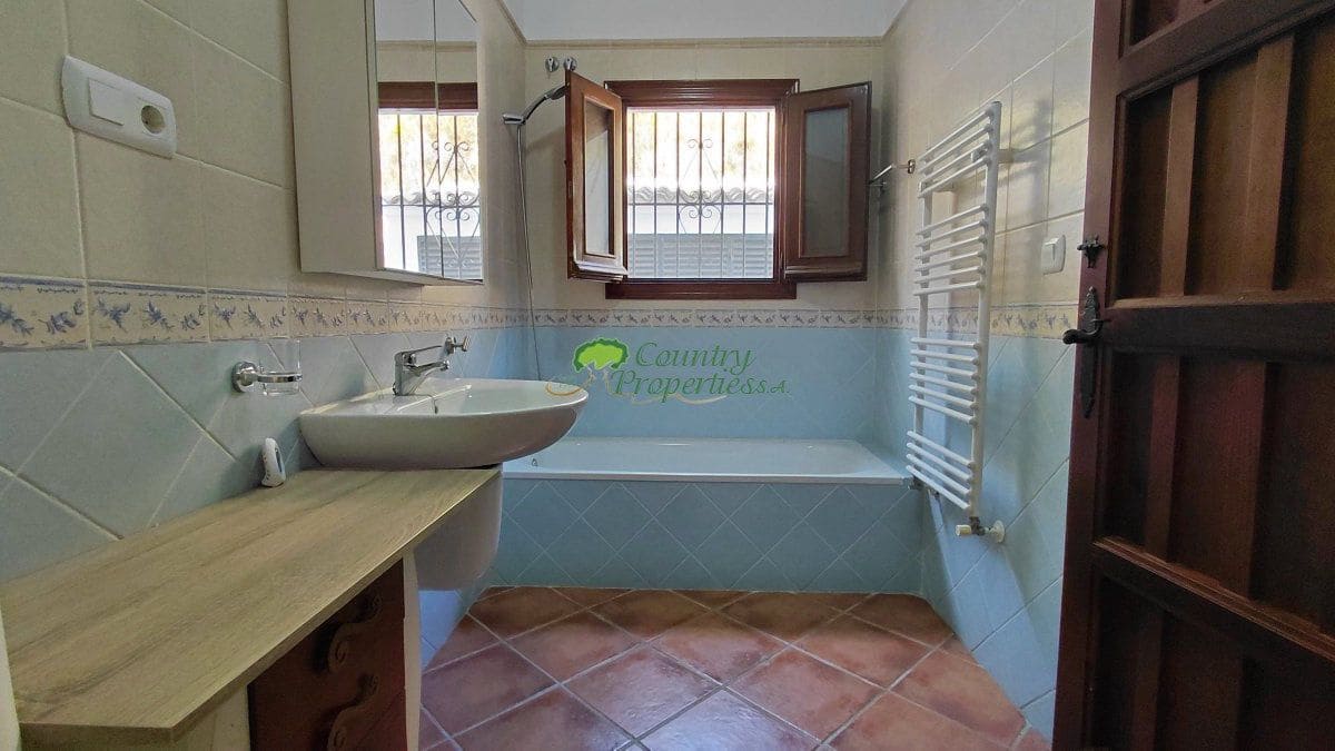 3 Zimmer Finca/Landgut zu verkaufen in Archez - 350.000 € (Ref: 9326861)