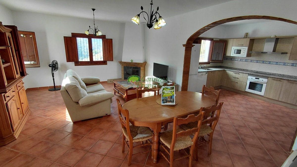 3 Zimmer Finca/Landgut zu verkaufen in Archez - 350.000 € (Ref: 9326861)