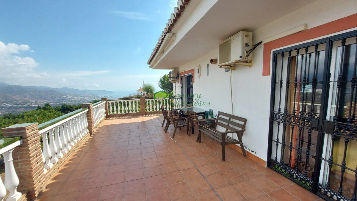 5 sypialnia Finka/Dom wiejski na sprzedaż w Torrox - 450 000 € (Ref: 9326863)