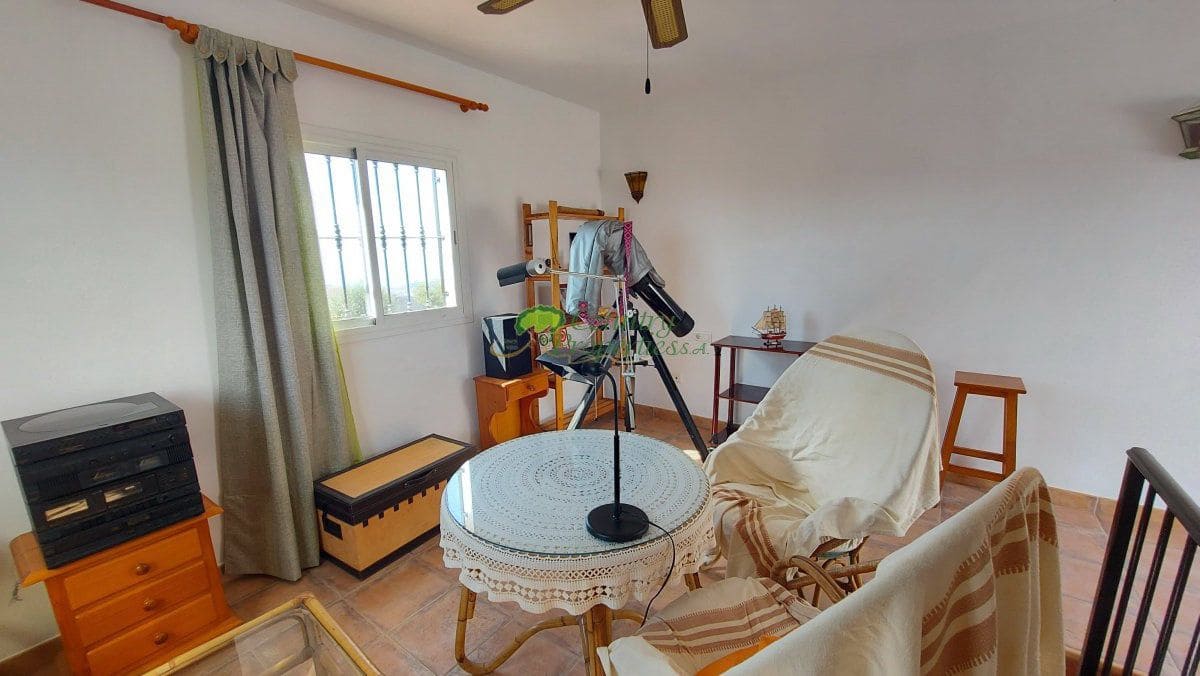 5 sypialnia Finka/Dom wiejski na sprzedaż w Torrox - 450 000 € (Ref: 9326863)