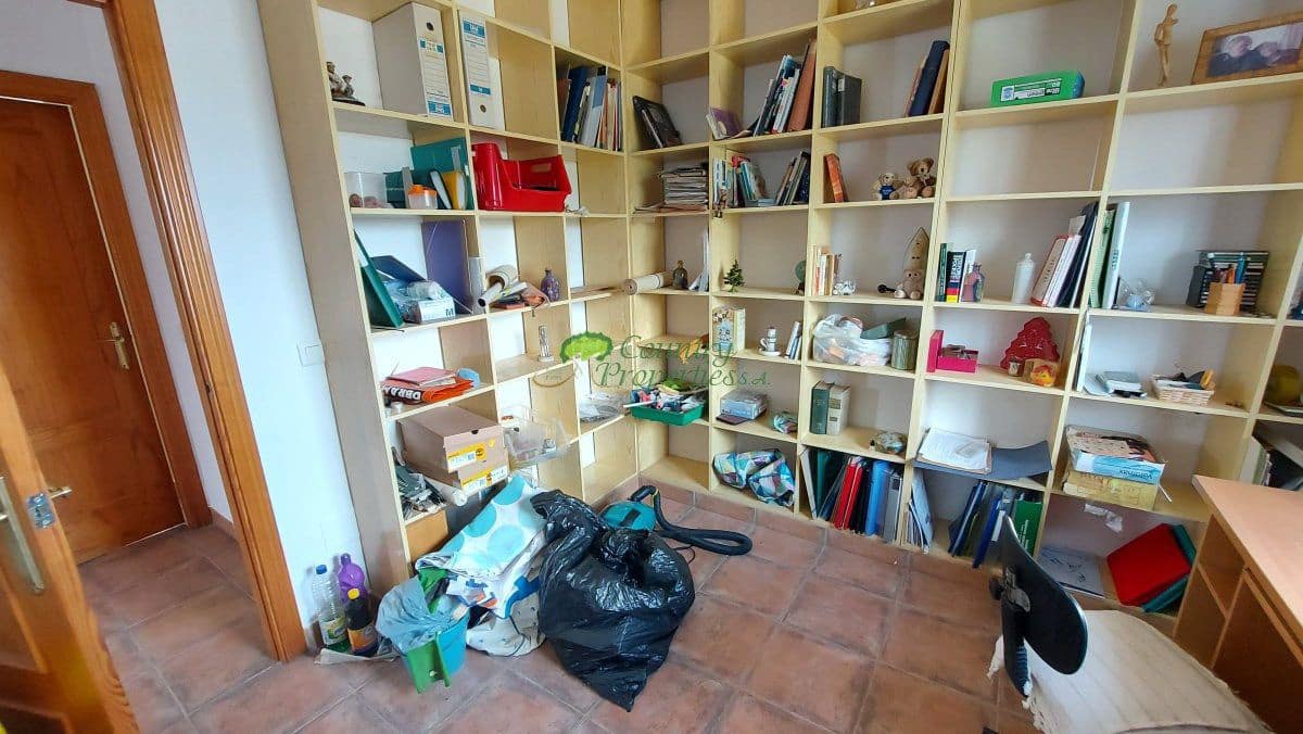 5 sypialnia Finka/Dom wiejski na sprzedaż w Torrox - 450 000 € (Ref: 9326863)