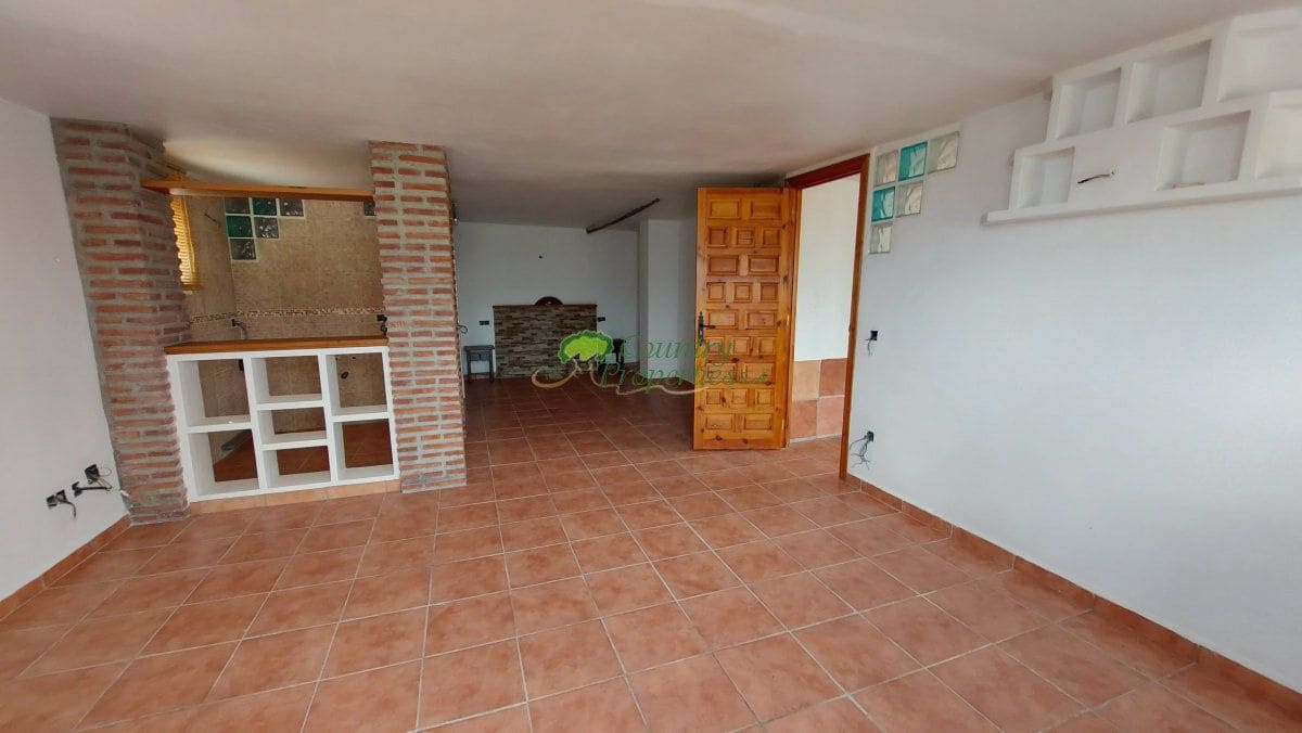 5 sypialnia Finka/Dom wiejski na sprzedaż w Torrox - 450 000 € (Ref: 9326863)