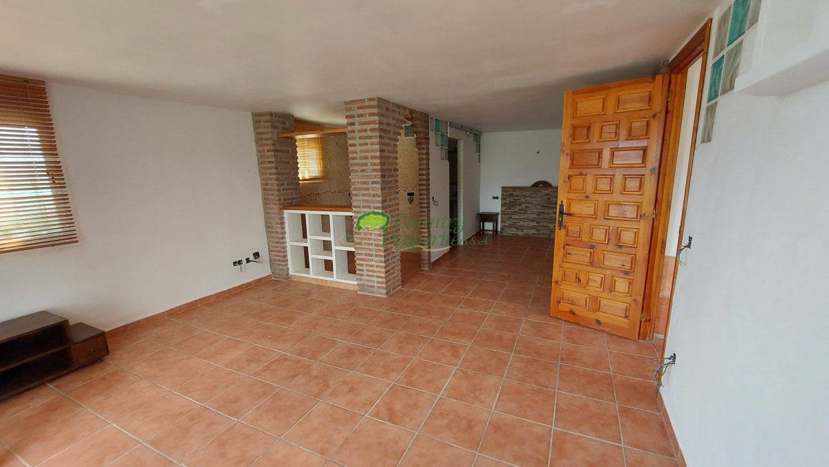 5 sypialnia Finka/Dom wiejski na sprzedaż w Torrox - 450 000 € (Ref: 9326863)