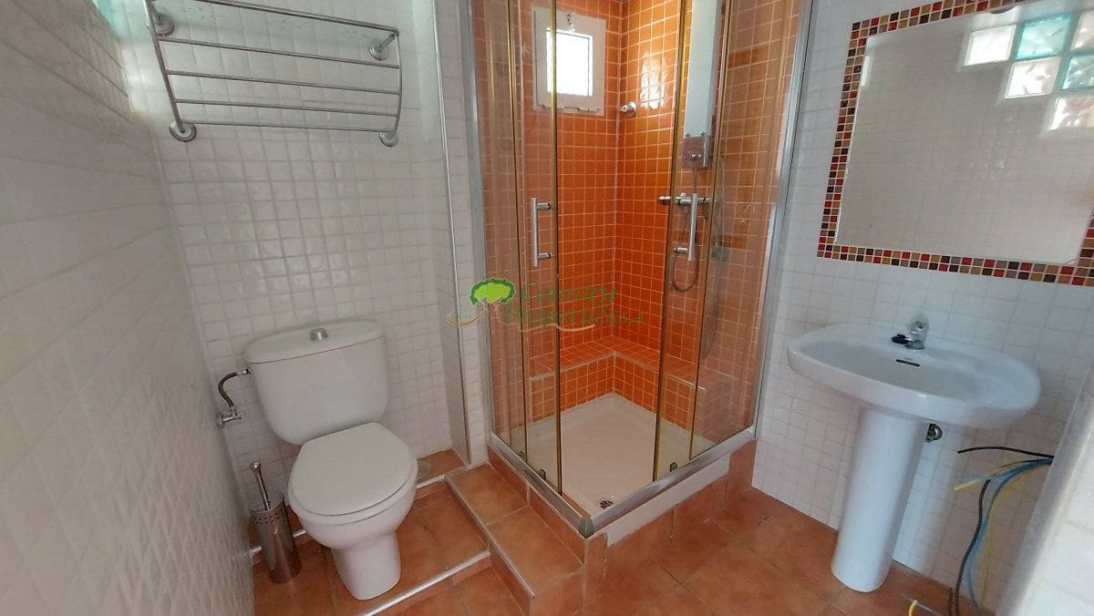 5 sypialnia Finka/Dom wiejski na sprzedaż w Torrox - 450 000 € (Ref: 9326863)