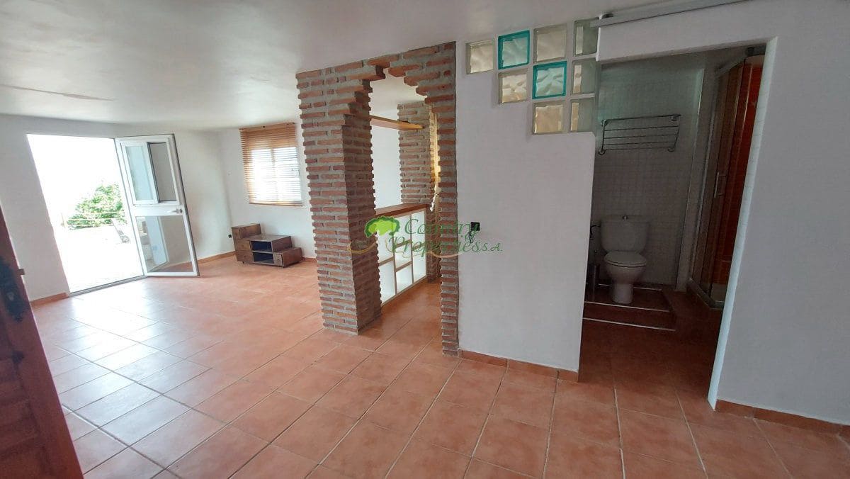 5 sypialnia Finka/Dom wiejski na sprzedaż w Torrox - 450 000 € (Ref: 9326863)