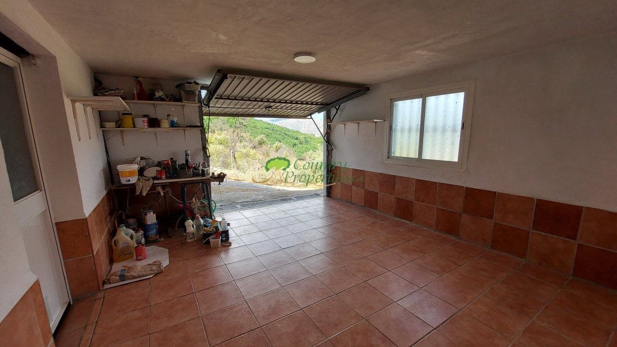 5 sypialnia Finka/Dom wiejski na sprzedaż w Torrox - 450 000 € (Ref: 9326863)