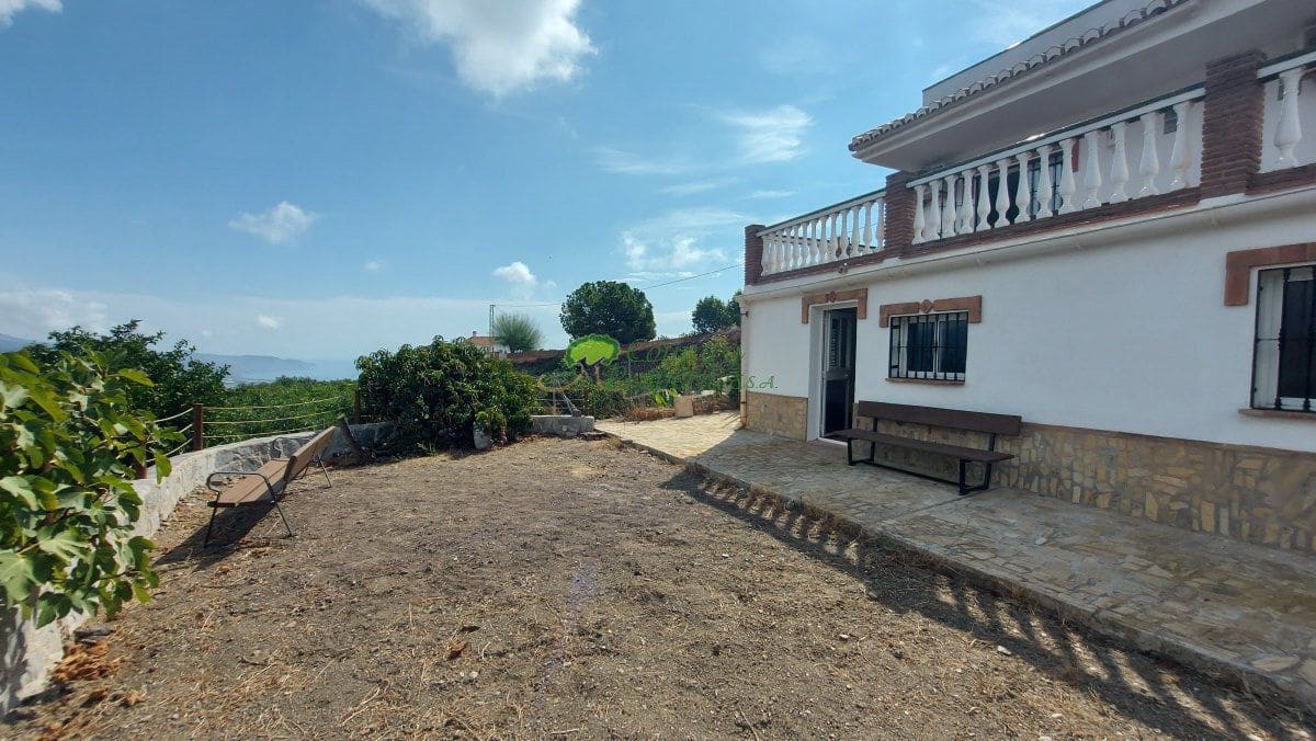 5 sypialnia Finka/Dom wiejski na sprzedaż w Torrox - 450 000 € (Ref: 9326863)