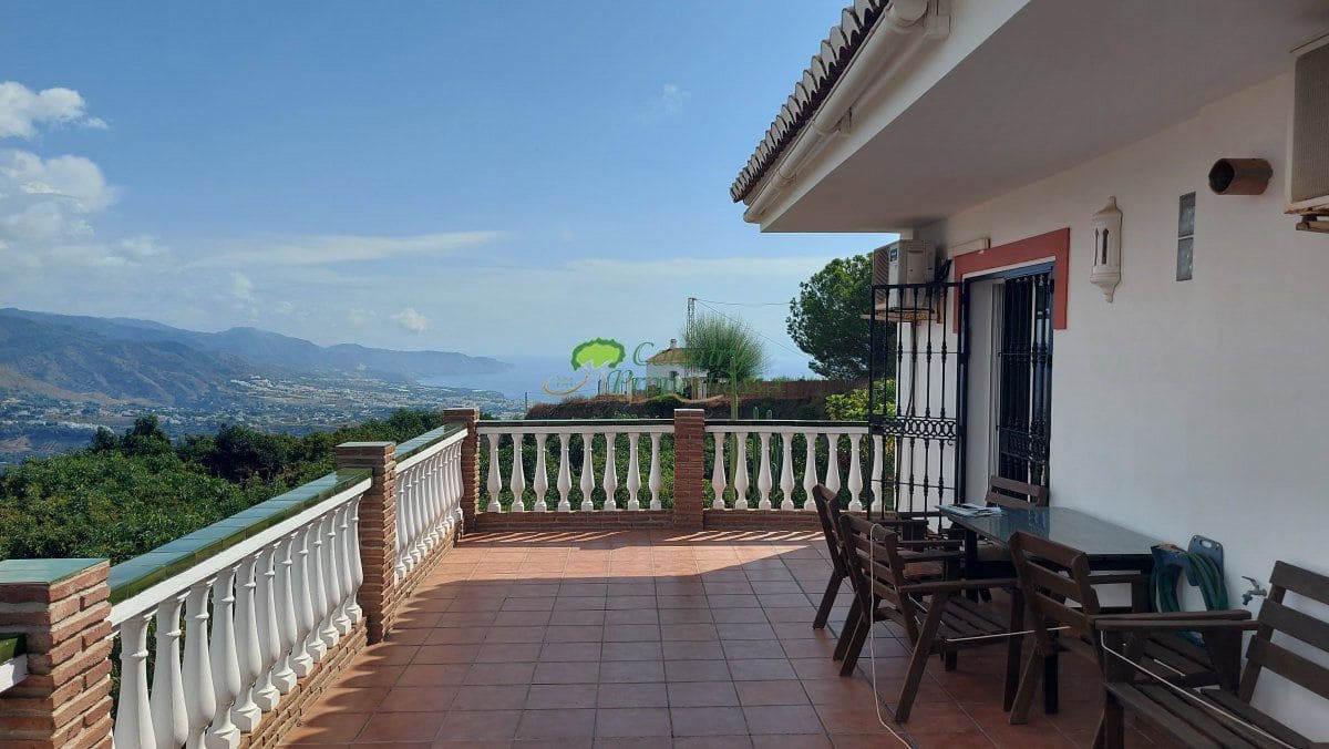 5 sypialnia Finka/Dom wiejski na sprzedaż w Torrox - 450 000 € (Ref: 9326863)