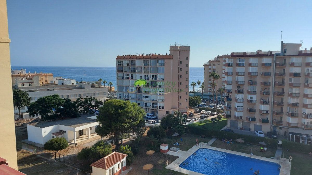 2 soverom Penthouse til salgs i Torrox med garasje - € 389 000 (Ref: 9326864)