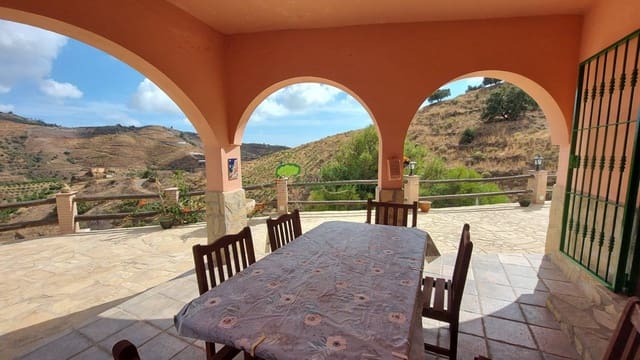 3 chambre Finca/Maison de Campagne à vendre à Mezquitilla, Vélez-Málaga - 227 000 € (Ref: 9356402)