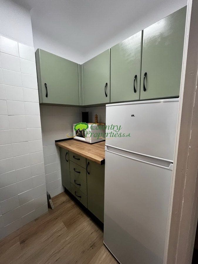 1 slaapkamer Appartement te huur in Torrox - € 750 (Ref: 9362772)