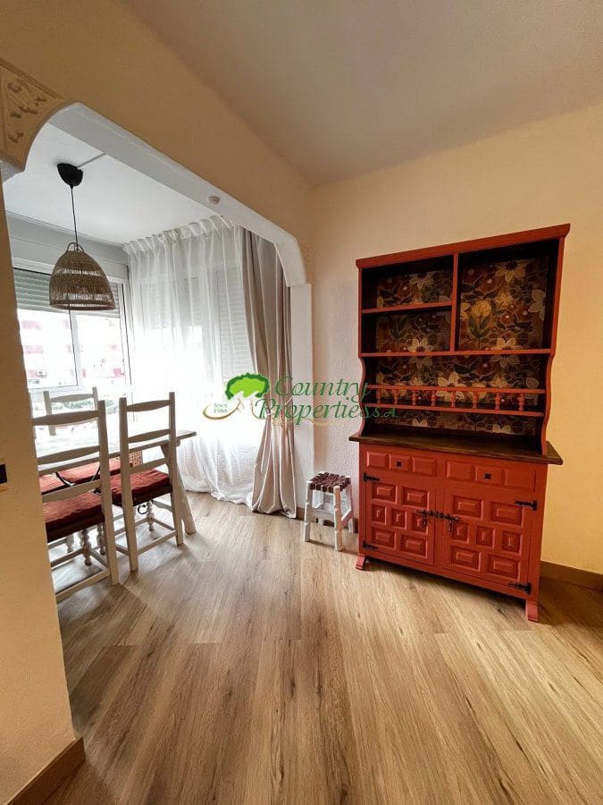 1 slaapkamer Appartement te huur in Torrox - € 750 (Ref: 9362772)