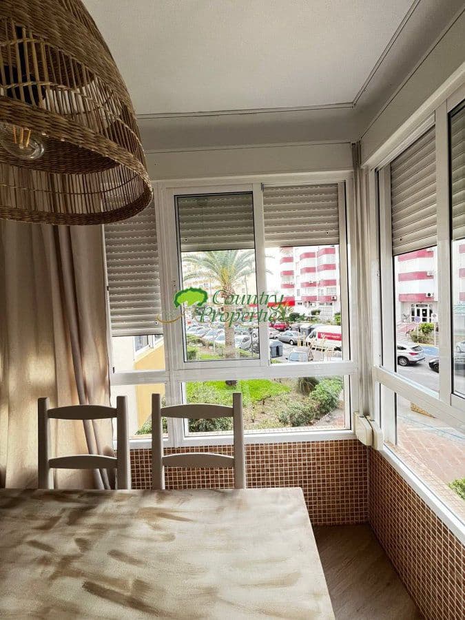 1 slaapkamer Appartement te huur in Torrox - € 750 (Ref: 9362772)